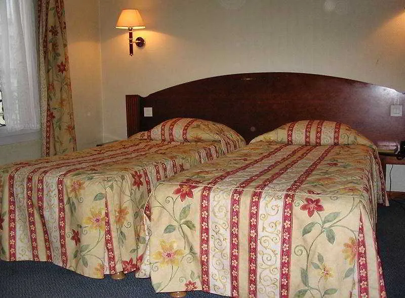 Le Quartier Bercy-square 3* Párizs
