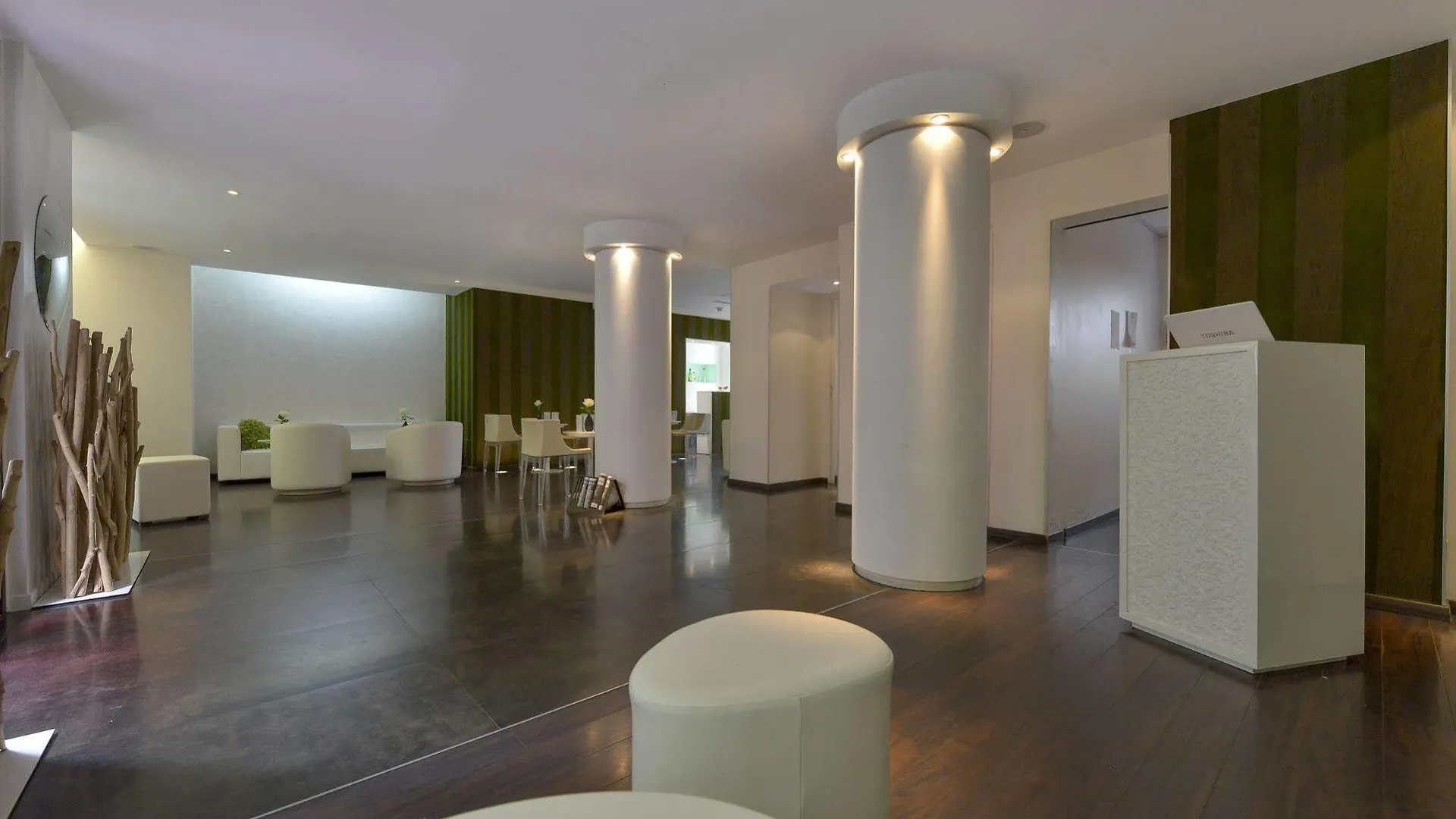 Hotel Le Quartier Bercy-square Paris