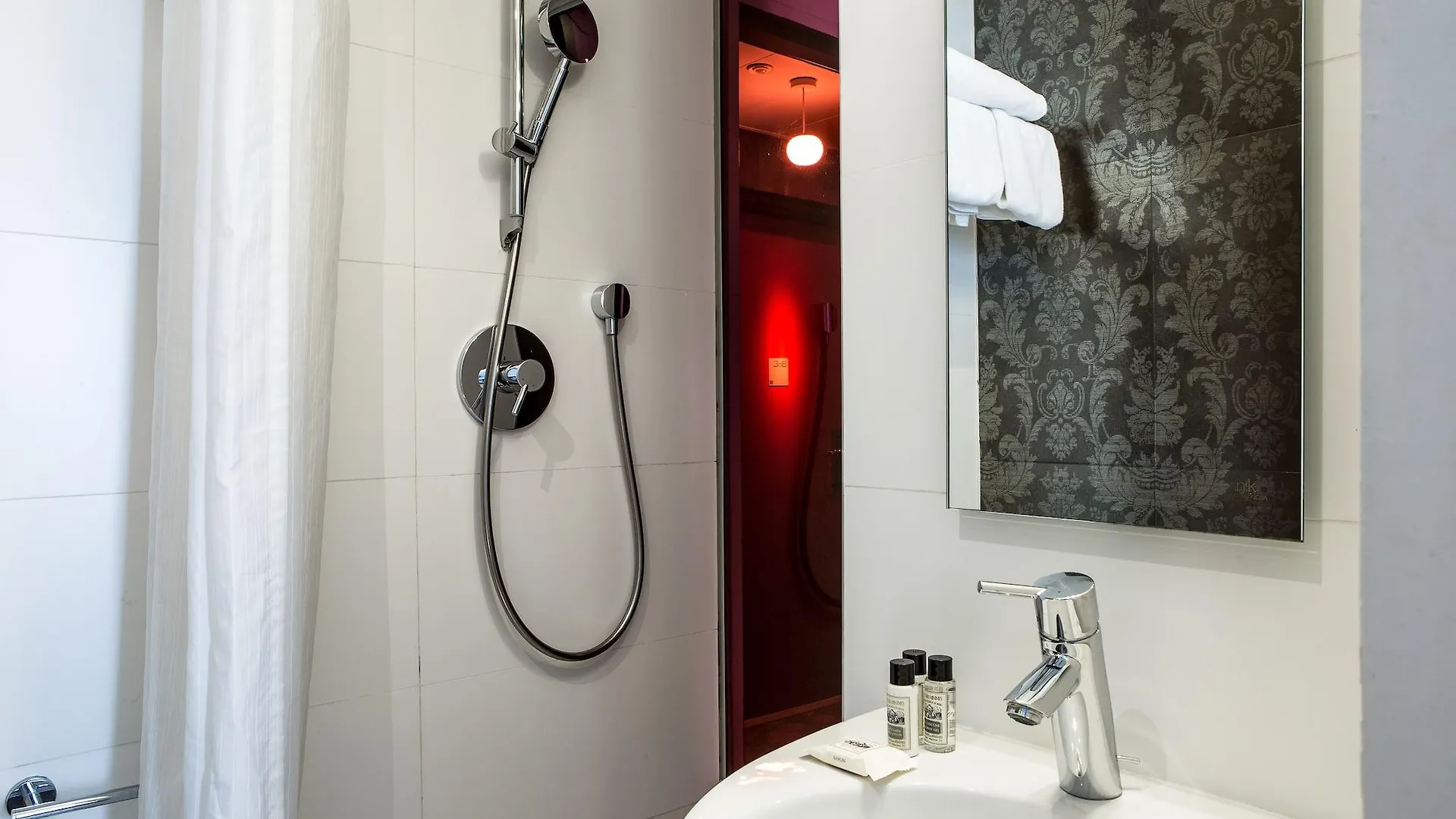 Hotell Le Quartier Bercy-square