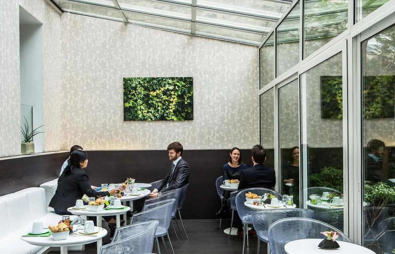 Hotell Le Quartier Bercy-square