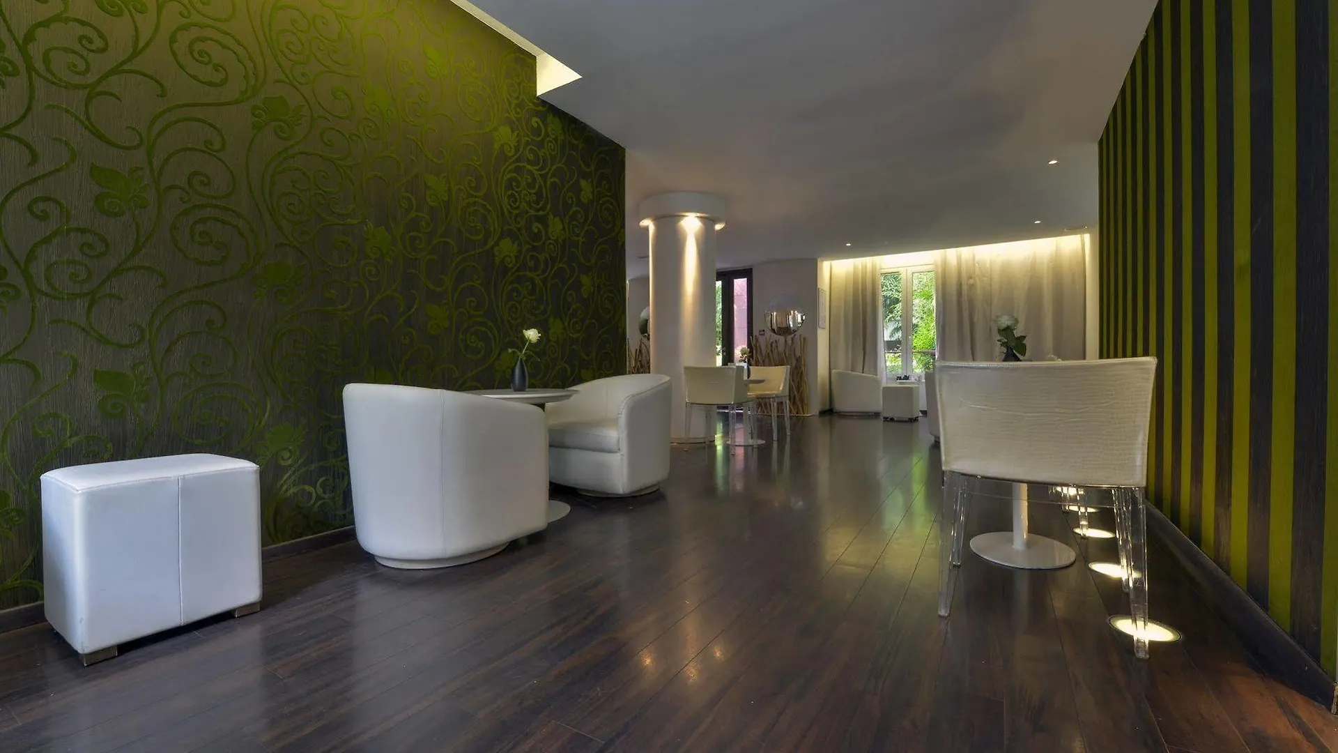 Hotell Le Quartier Bercy-square