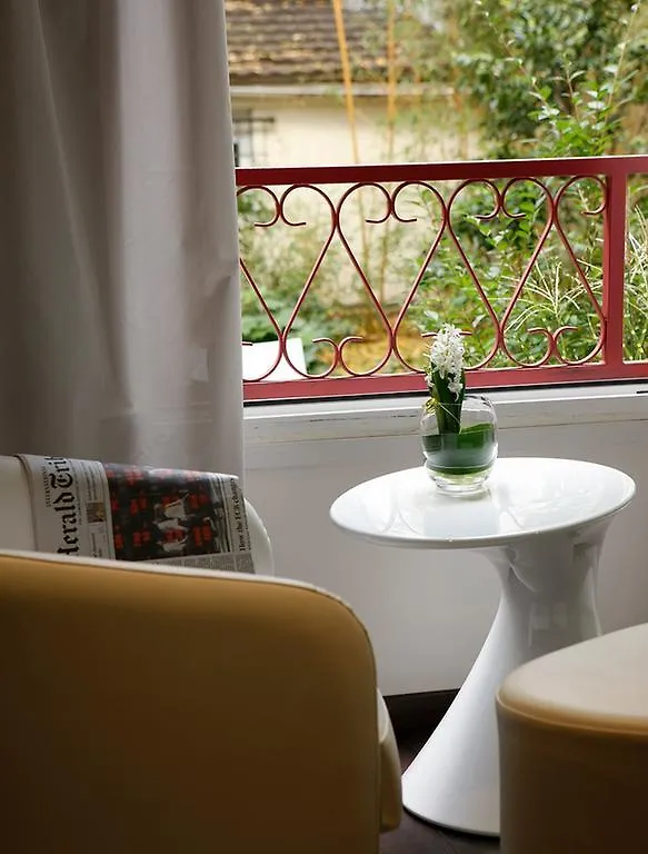 Le Quartier Bercy-square 3* Париж